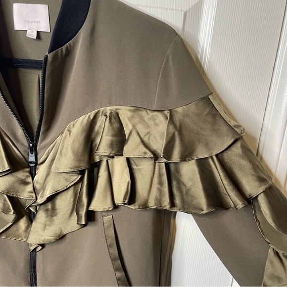 Cinq a Sept Women’s Leia Ruffle Bomber Jacket In Olive Size XS - Picture 7 of 17